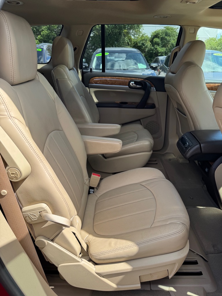 Photo 12 of this BUICK ENCLAVE