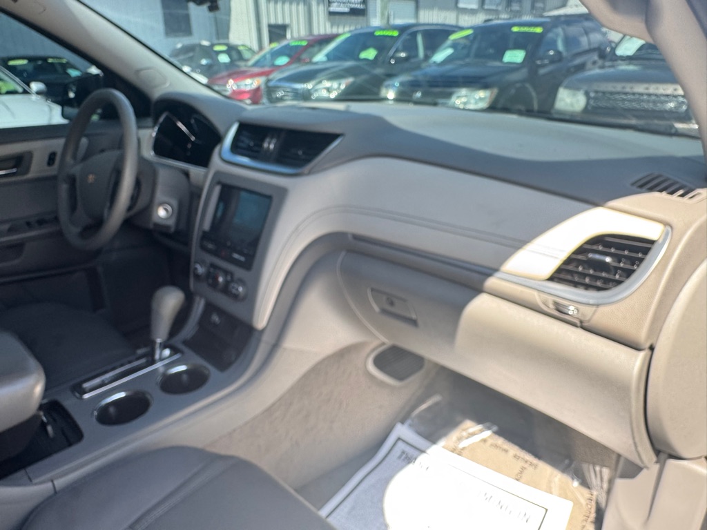 Photo 11 of this CHEVROLET TRAVERSE