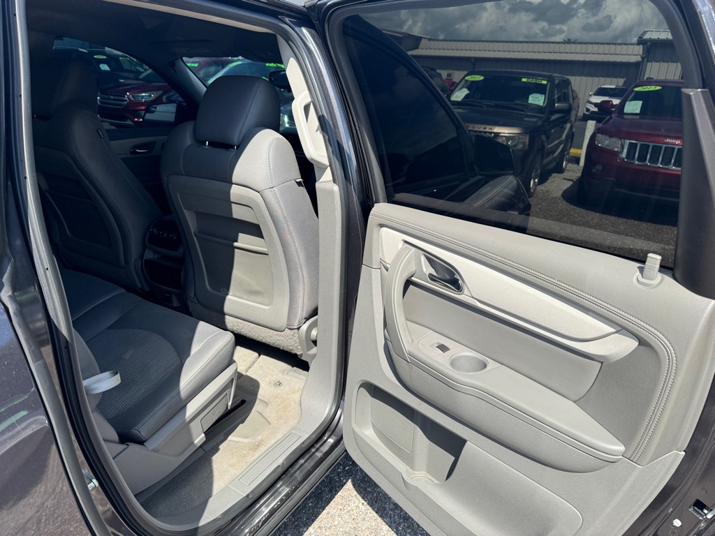 Photo 13 of this CHEVROLET TRAVERSE