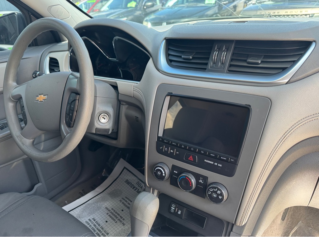 Photo 12 of this CHEVROLET TRAVERSE