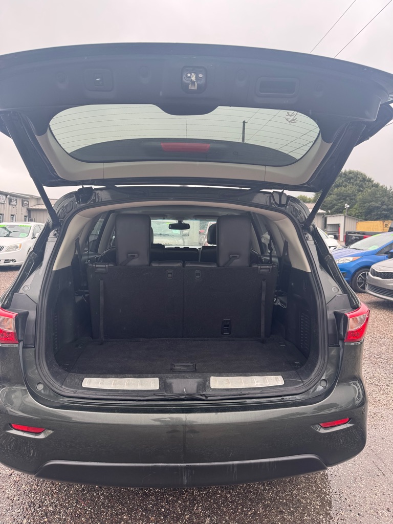 Photo 13 of this INFINITI JX35