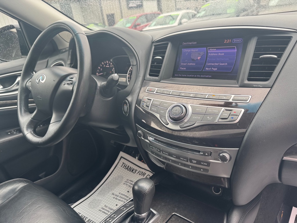 Photo 16 of this INFINITI JX35