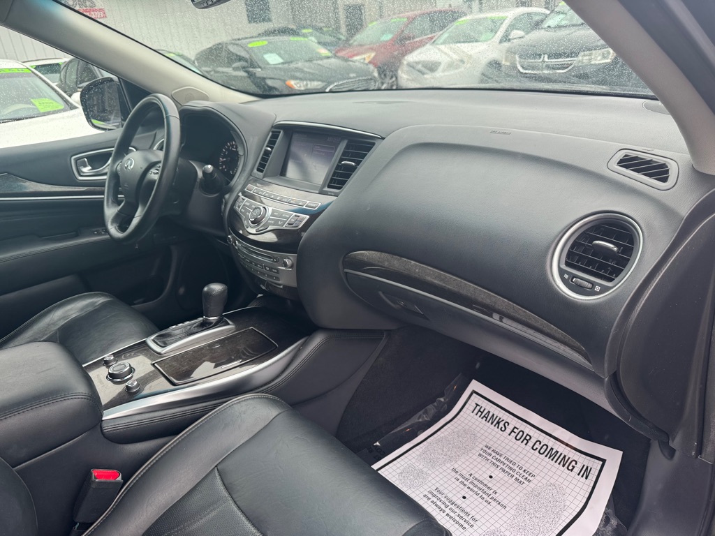 Photo 15 of this INFINITI JX35