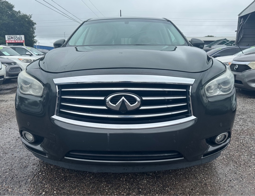 Photo 3 of this INFINITI JX35