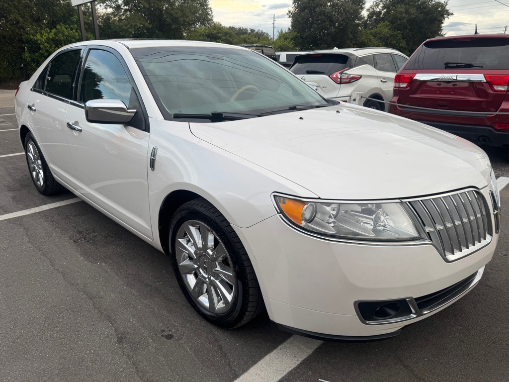 Photo 3 of this LINCOLN MKZ