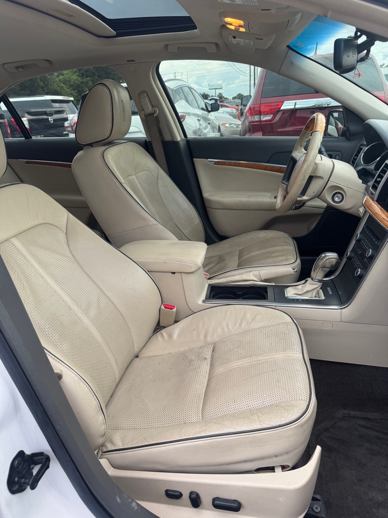 Photo 10 of this LINCOLN MKZ
