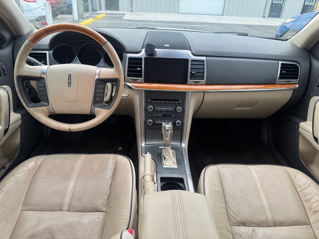 Photo 9 of this LINCOLN MKZ