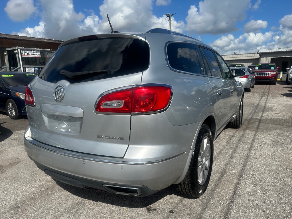 Photo 5 of this BUICK ENCLAVE