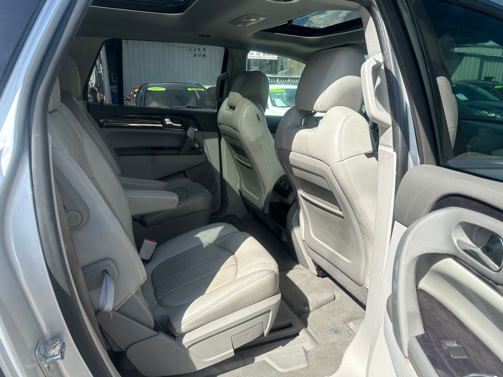 Photo 13 of this BUICK ENCLAVE