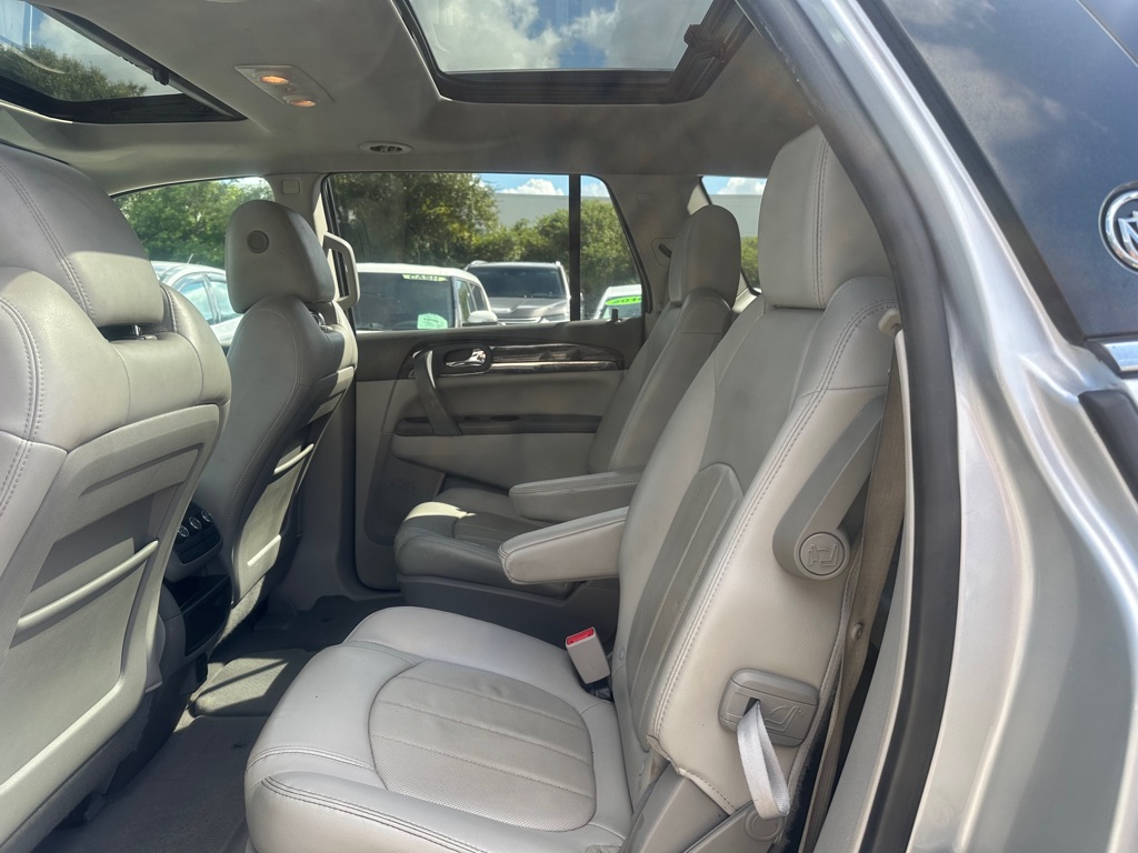 Photo 14 of this BUICK ENCLAVE