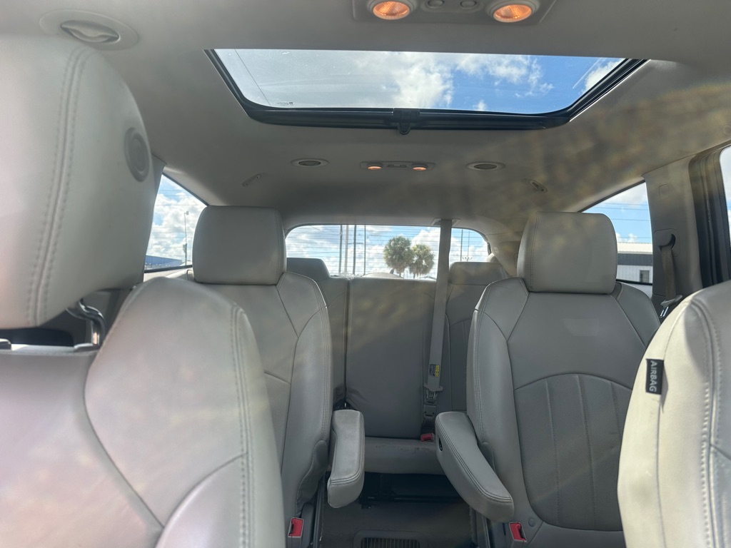 Photo 17 of this BUICK ENCLAVE