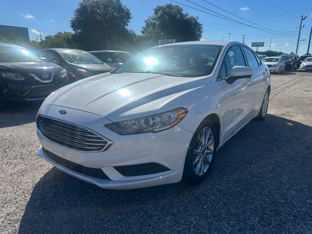 Photo 3 of this FORD FUSION