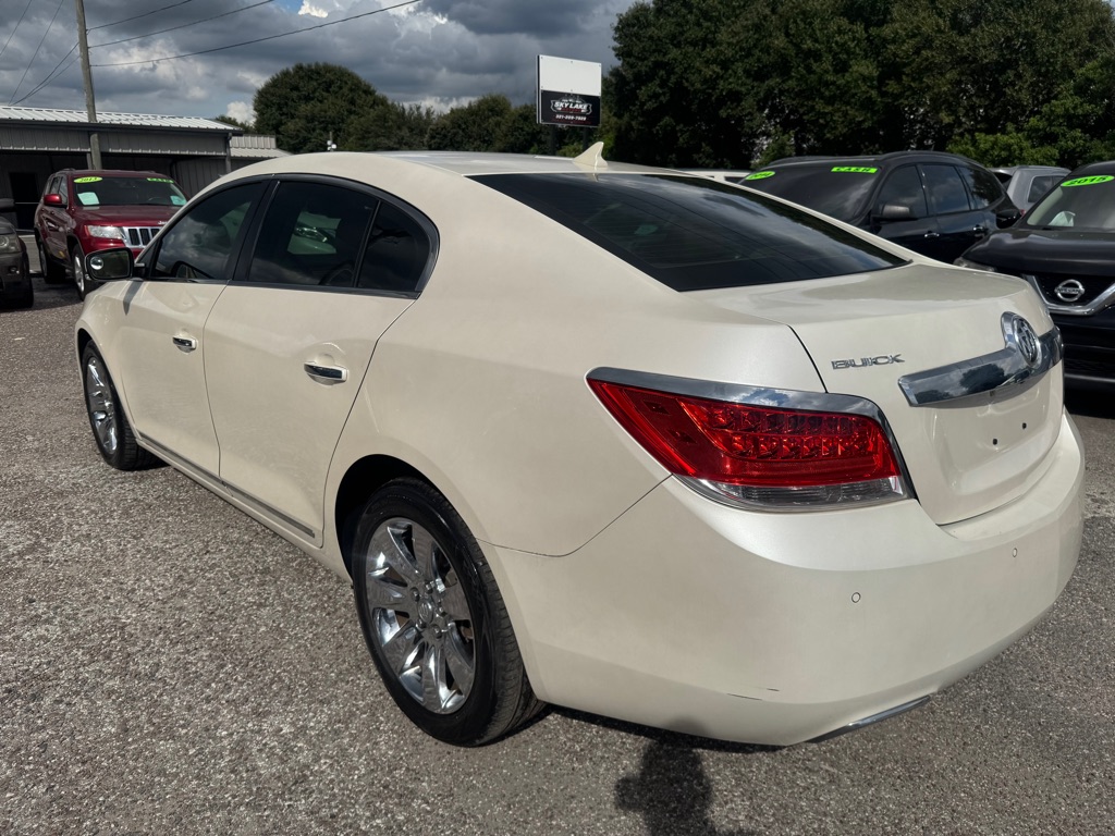 Photo 6 of this BUICK LACROSSE