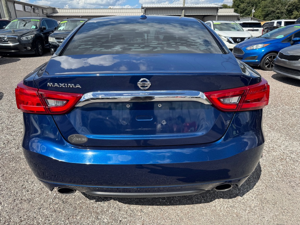 Photo 6 of this NISSAN MAXIMA