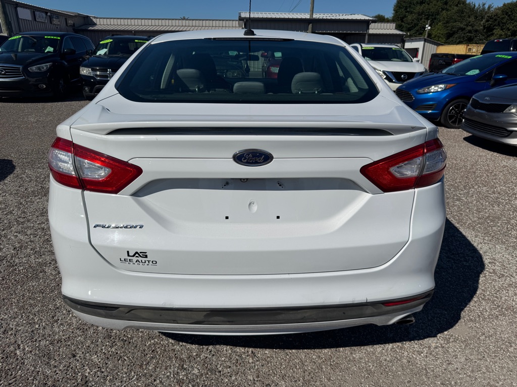 Photo 5 of this FORD FUSION