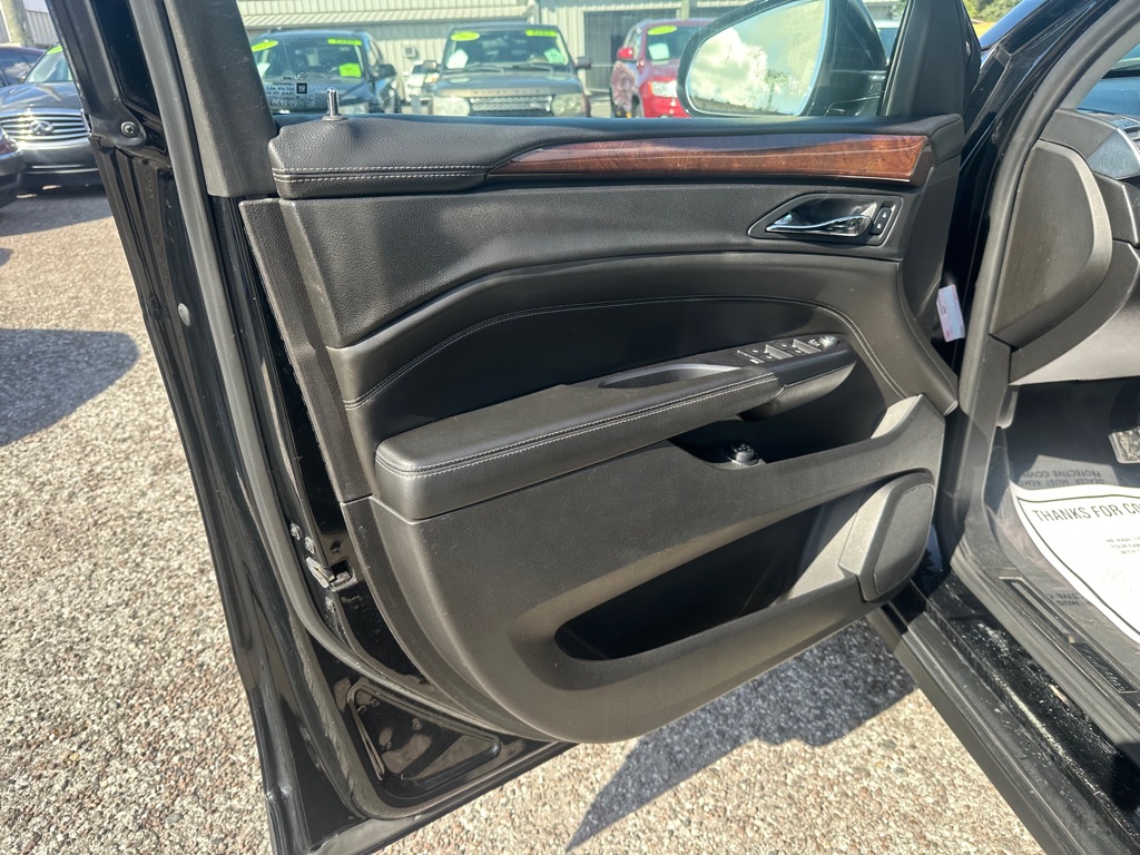 Photo 11 of this CADILLAC SRX
