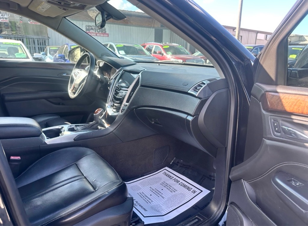 Photo 29 of this CADILLAC SRX