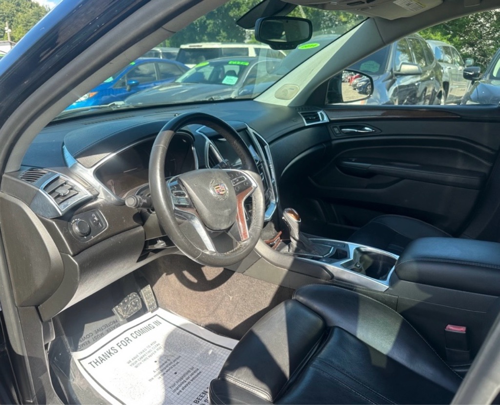 Photo 24 of this CADILLAC SRX
