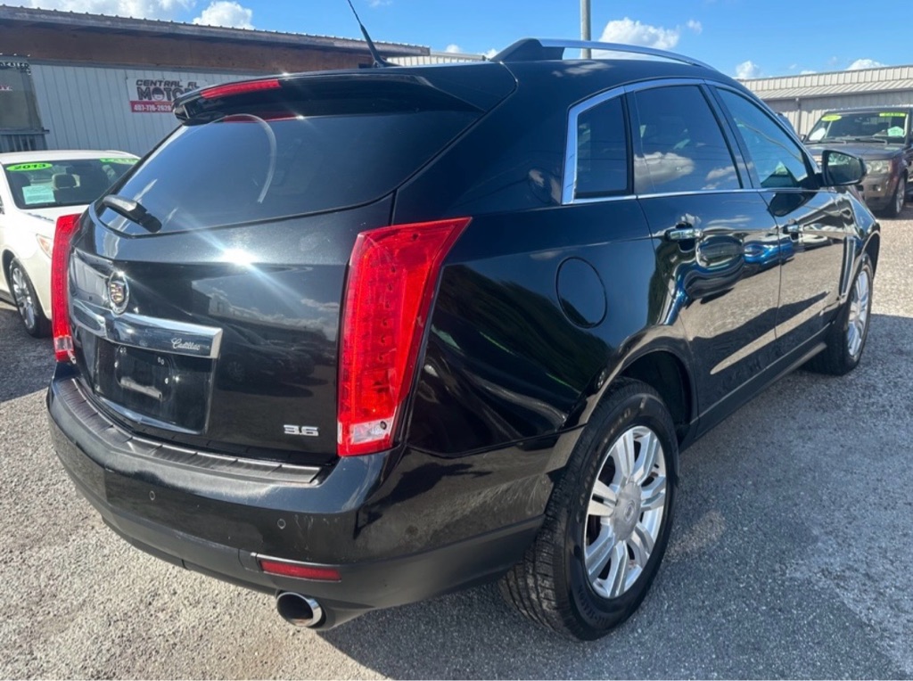 Photo 23 of this CADILLAC SRX