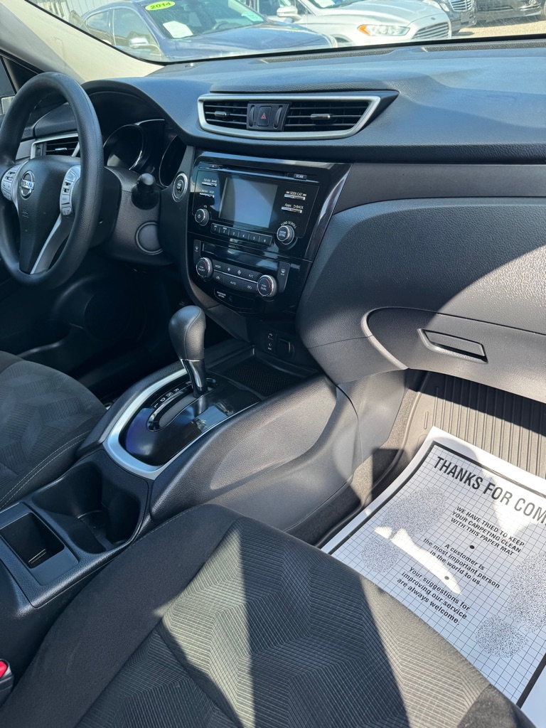 Photo 10 of this NISSAN ROGUE