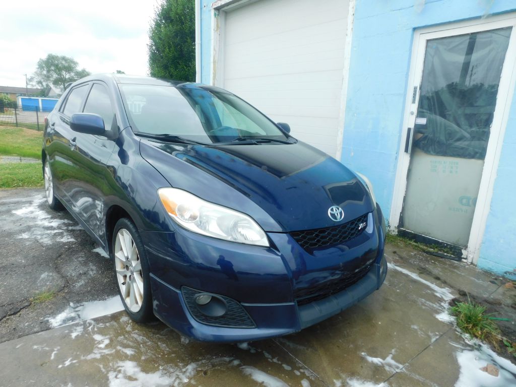 Blue 2009 Toyota Matrix Hatchback Front-Wheel Drive Automatic