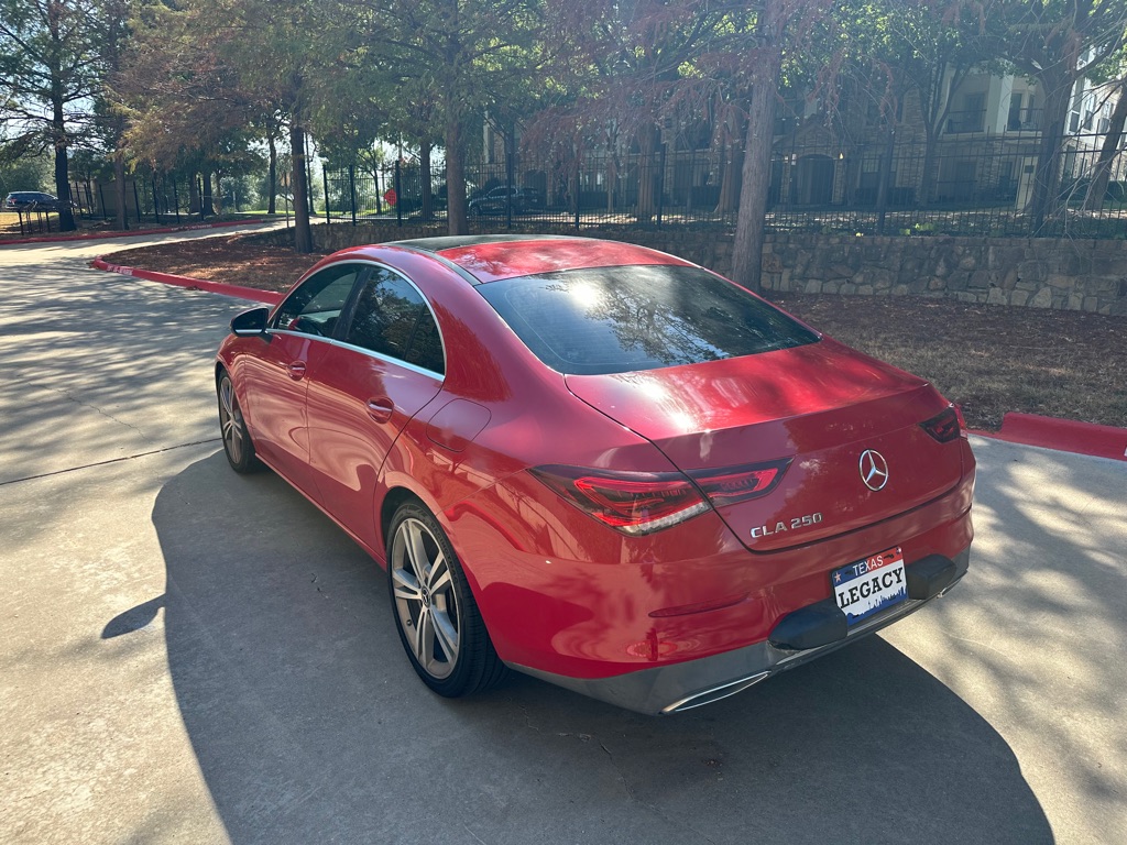 Photo 12 of this MERCEDES-BENZ CLA