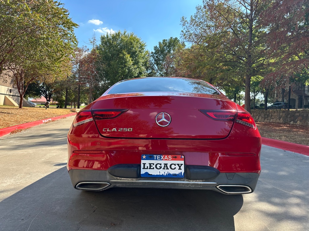 Photo 13 of this MERCEDES-BENZ CLA