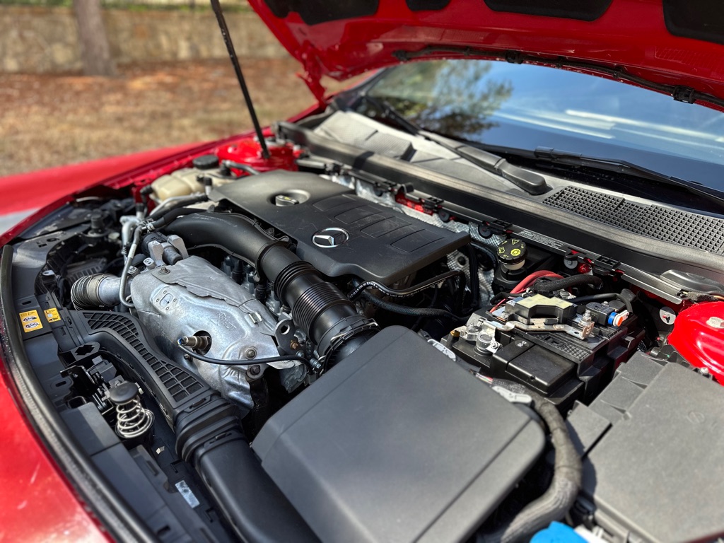 Photo 10 of this MERCEDES-BENZ CLA