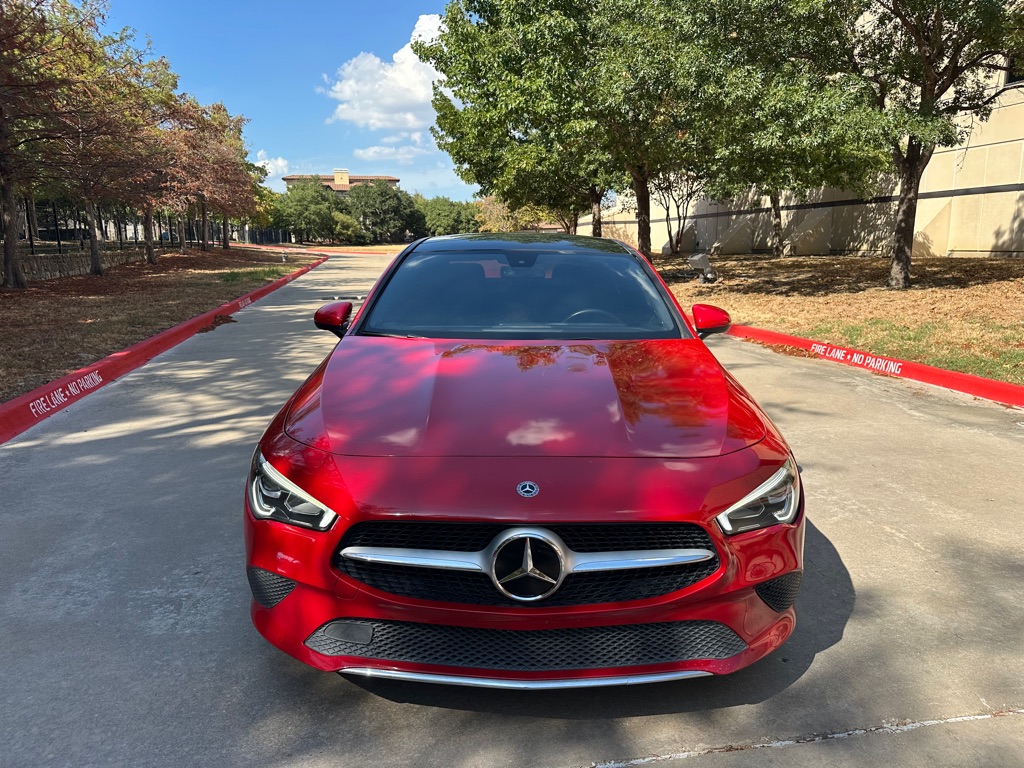 Photo 8 of this MERCEDES-BENZ CLA