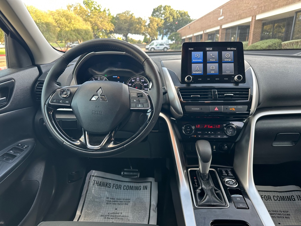 Photo 25 of this MITSUBISHI ECLIPSE CROSS
