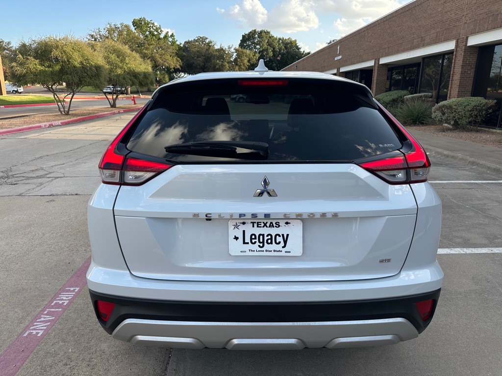 Photo 15 of this MITSUBISHI ECLIPSE CROSS