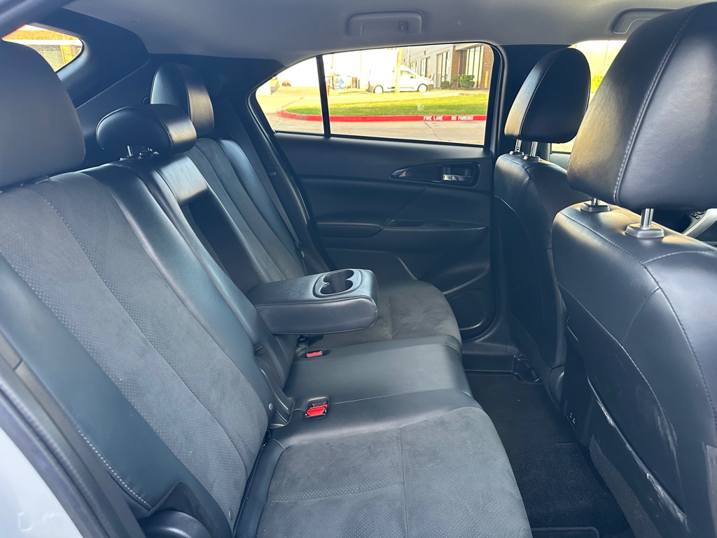 Photo 30 of this MITSUBISHI ECLIPSE CROSS