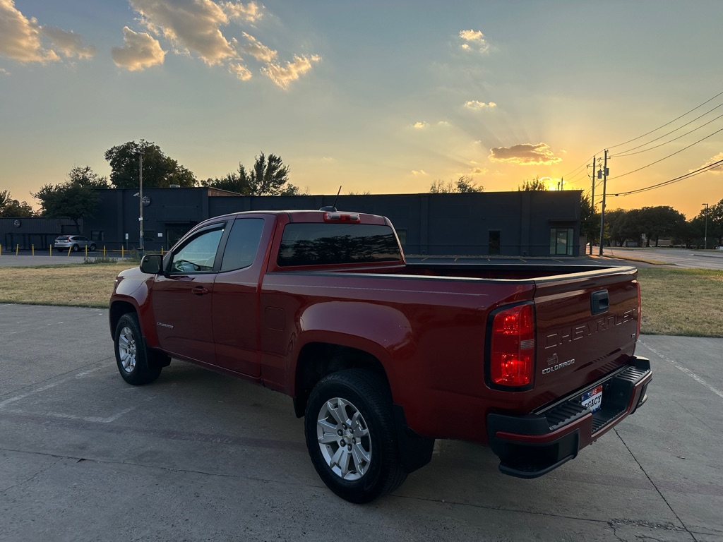 Photo 10 of this CHEVROLET COLORADO