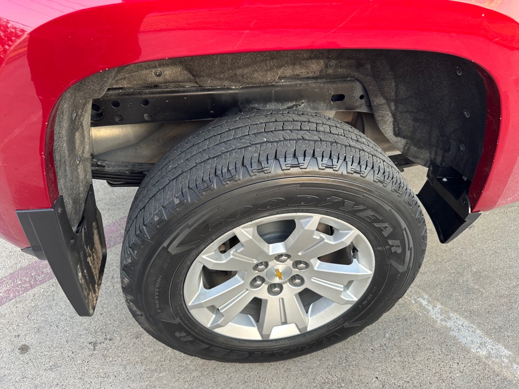 Photo 24 of this CHEVROLET COLORADO