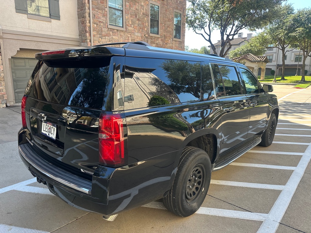 Photo 14 of this CHEVROLET SUBURBAN