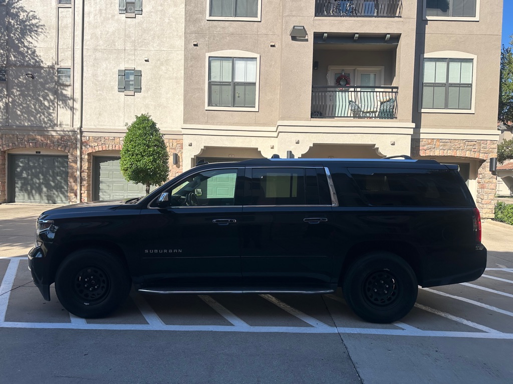 Photo 11 of this CHEVROLET SUBURBAN