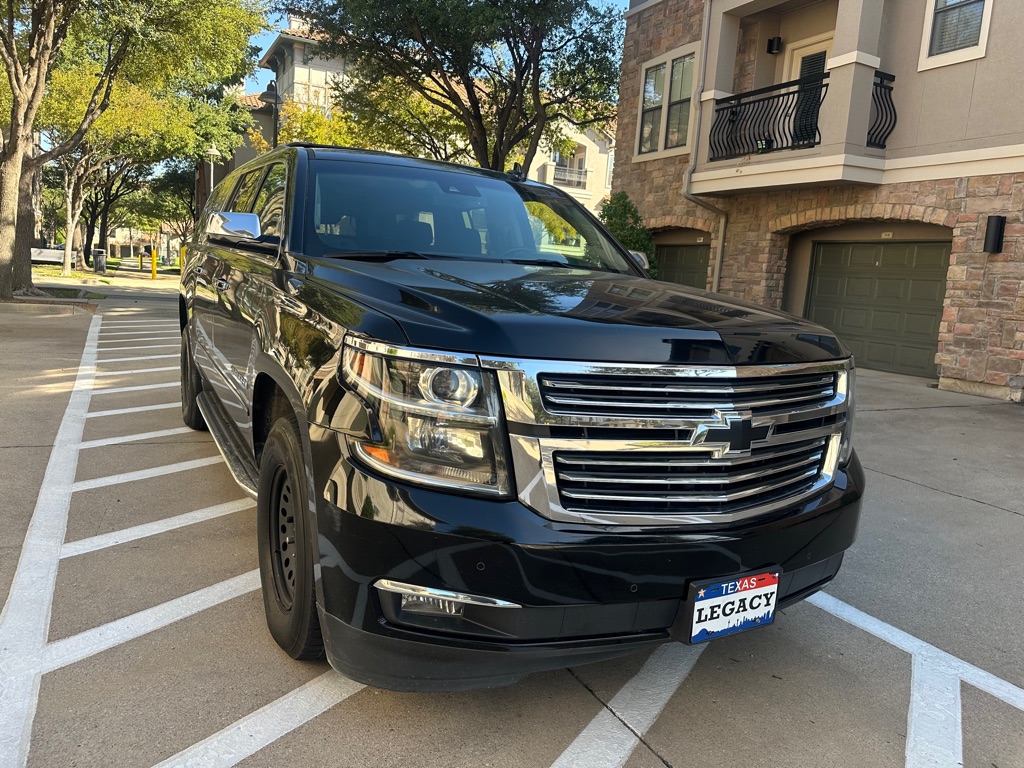 Photo 17 of this CHEVROLET SUBURBAN