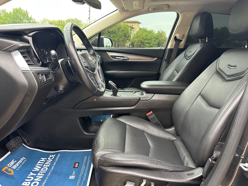 Photo 24 of this CADILLAC XT5