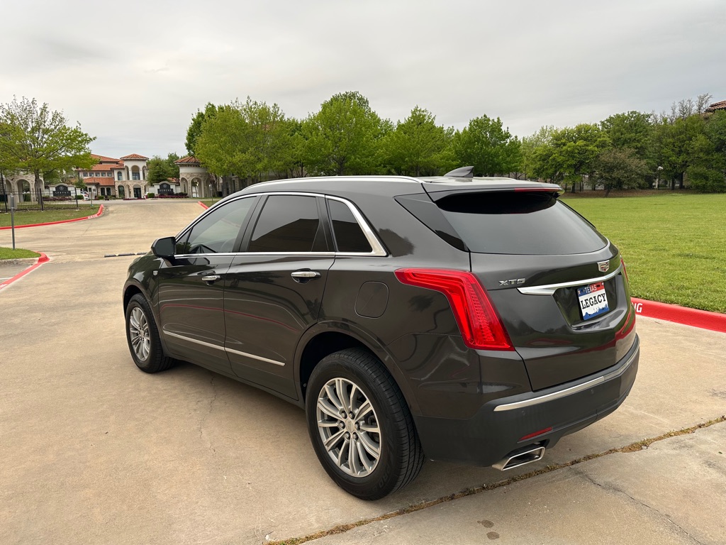 Photo 14 of this CADILLAC XT5
