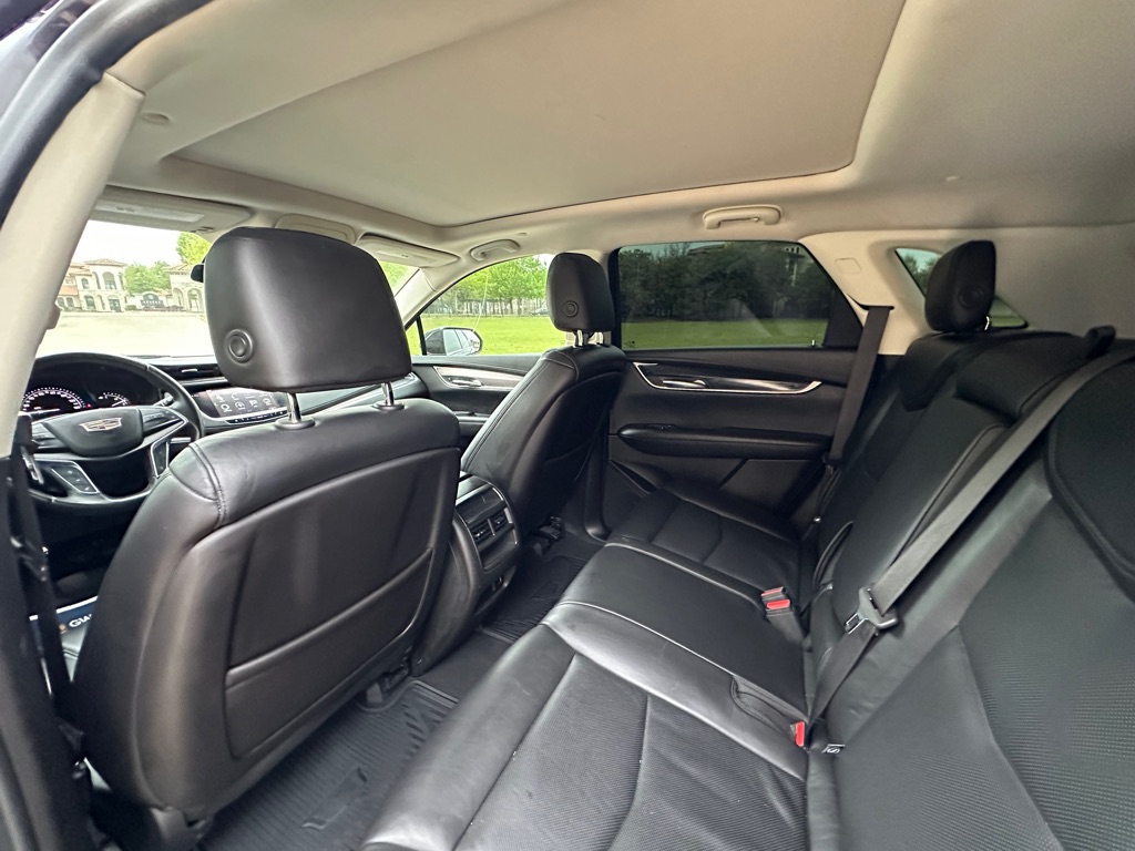 Photo 26 of this CADILLAC XT5