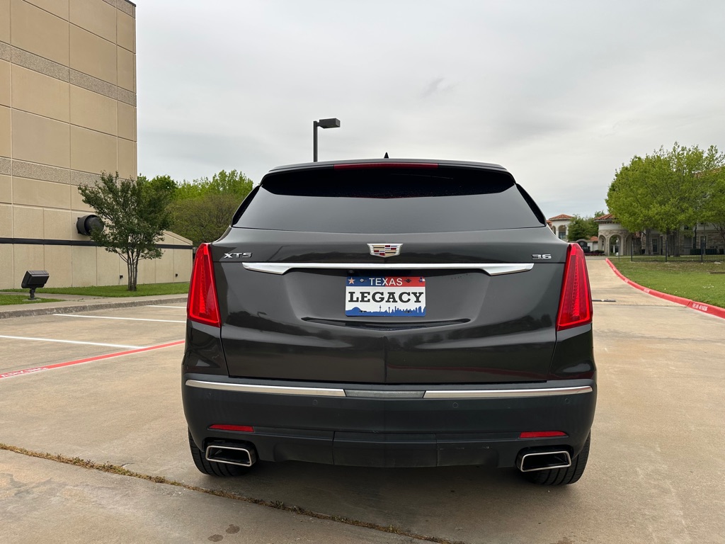 Photo 15 of this CADILLAC XT5