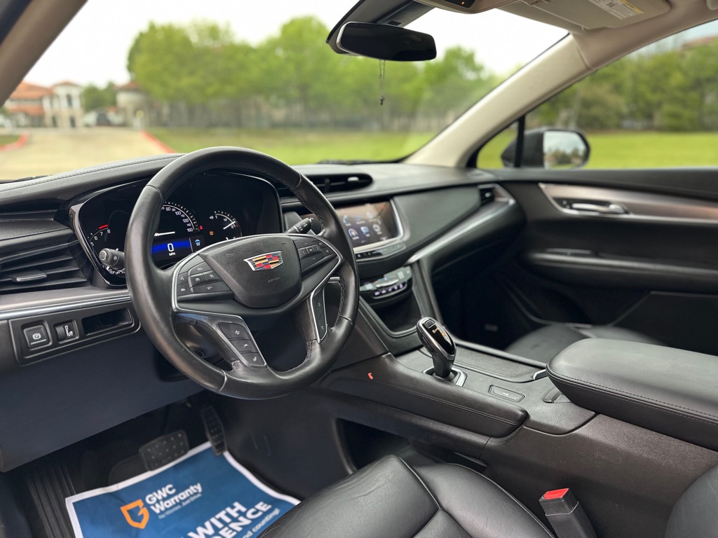 Photo 23 of this CADILLAC XT5
