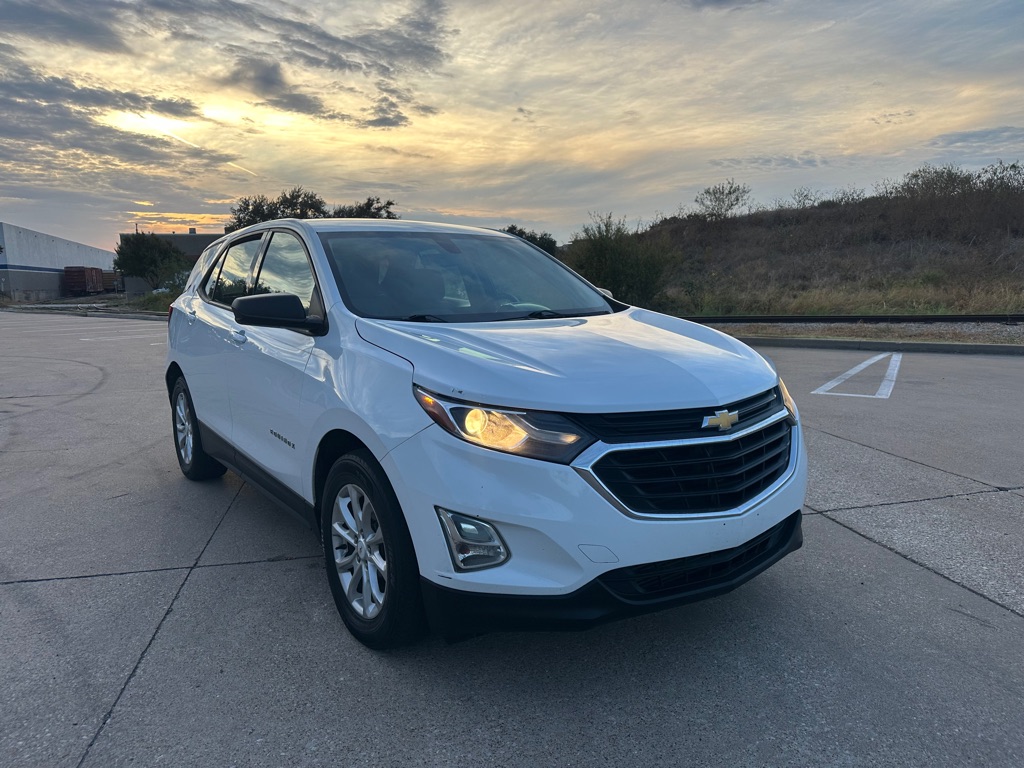 Photo 17 of this CHEVROLET EQUINOX