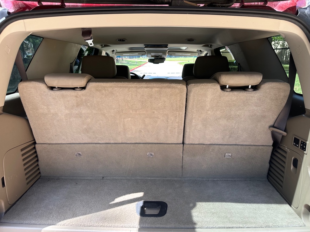 Photo 13 of this CHEVROLET TAHOE