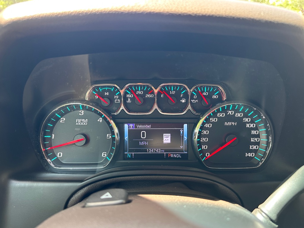 Photo 31 of this CHEVROLET TAHOE