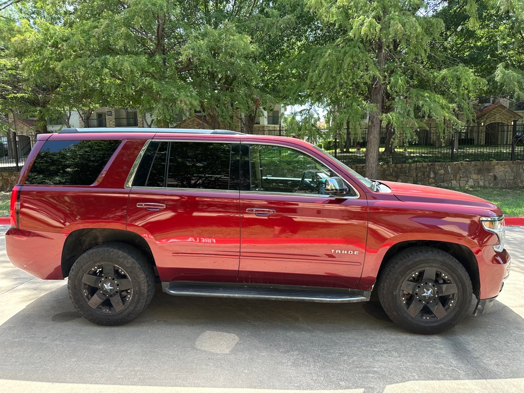 Photo 16 of this CHEVROLET TAHOE