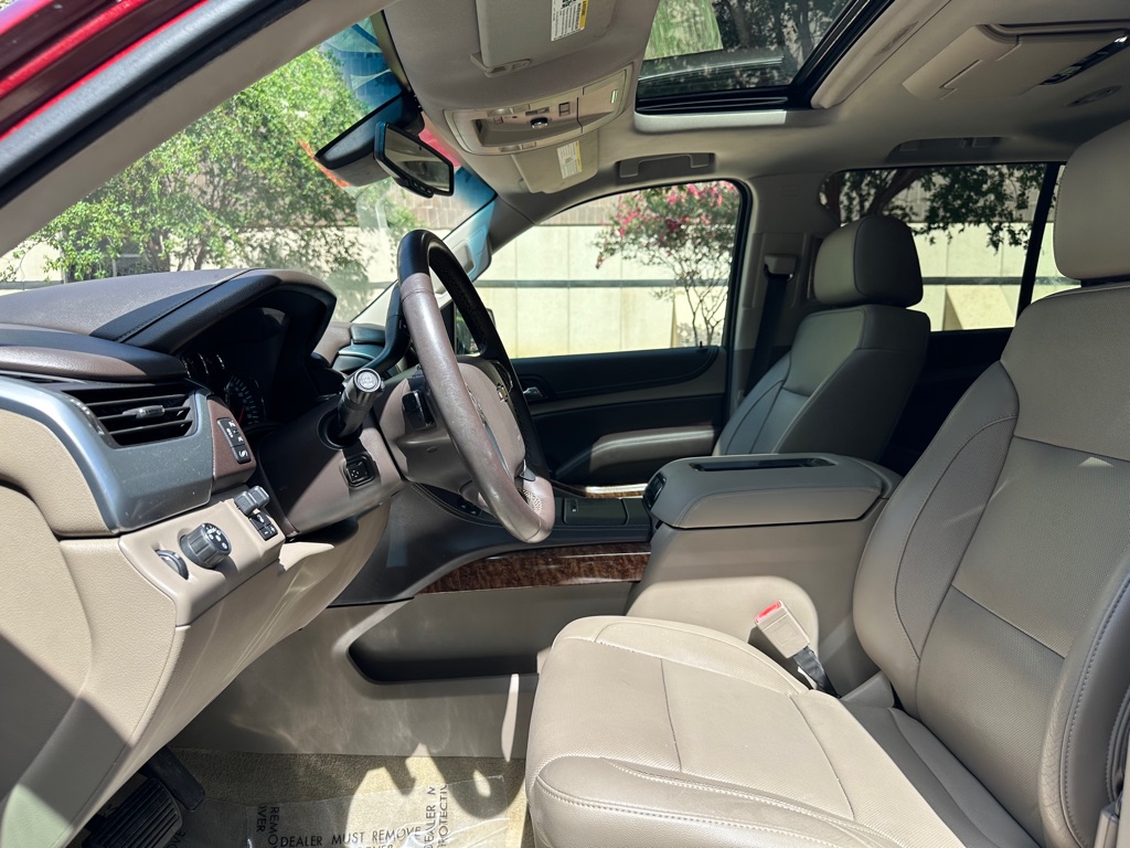Photo 19 of this CHEVROLET TAHOE
