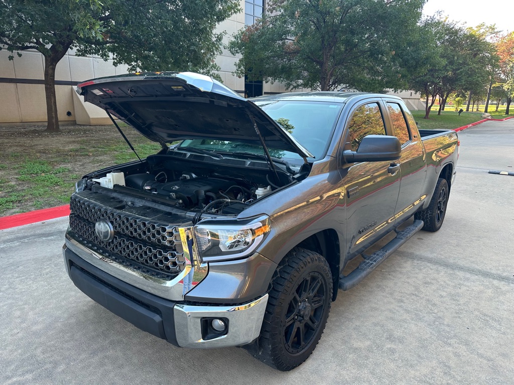 Photo 9 of this TOYOTA TUNDRA