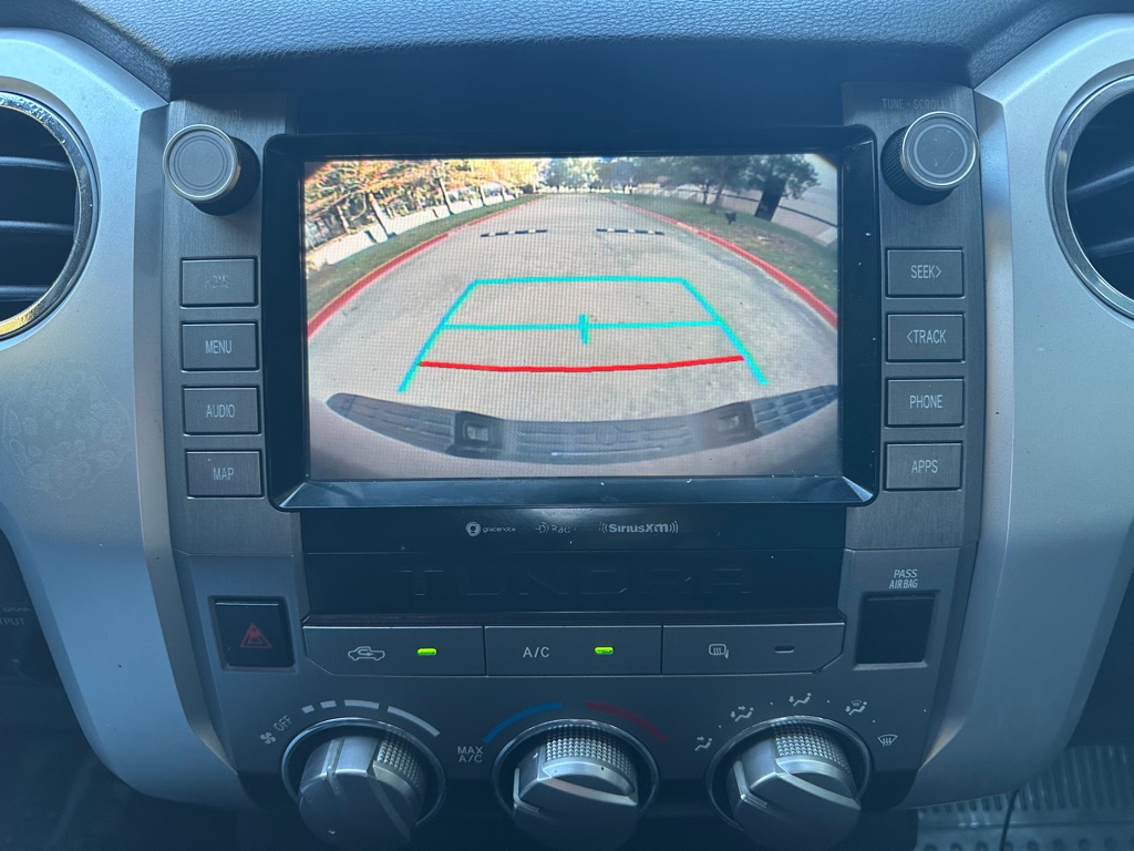Photo 25 of this TOYOTA TUNDRA