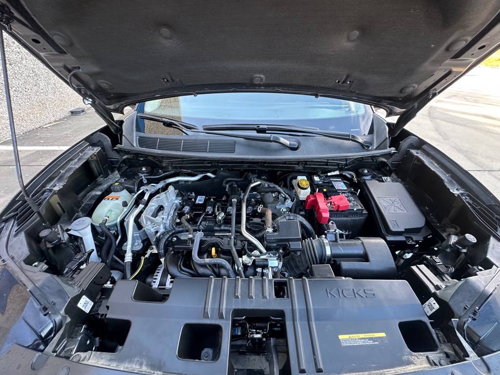 Photo 10 of this NISSAN KICKS